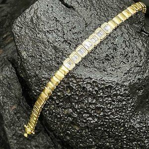 Emerald Cut Diamond 14K Gold Bezel Tennis Bracelet